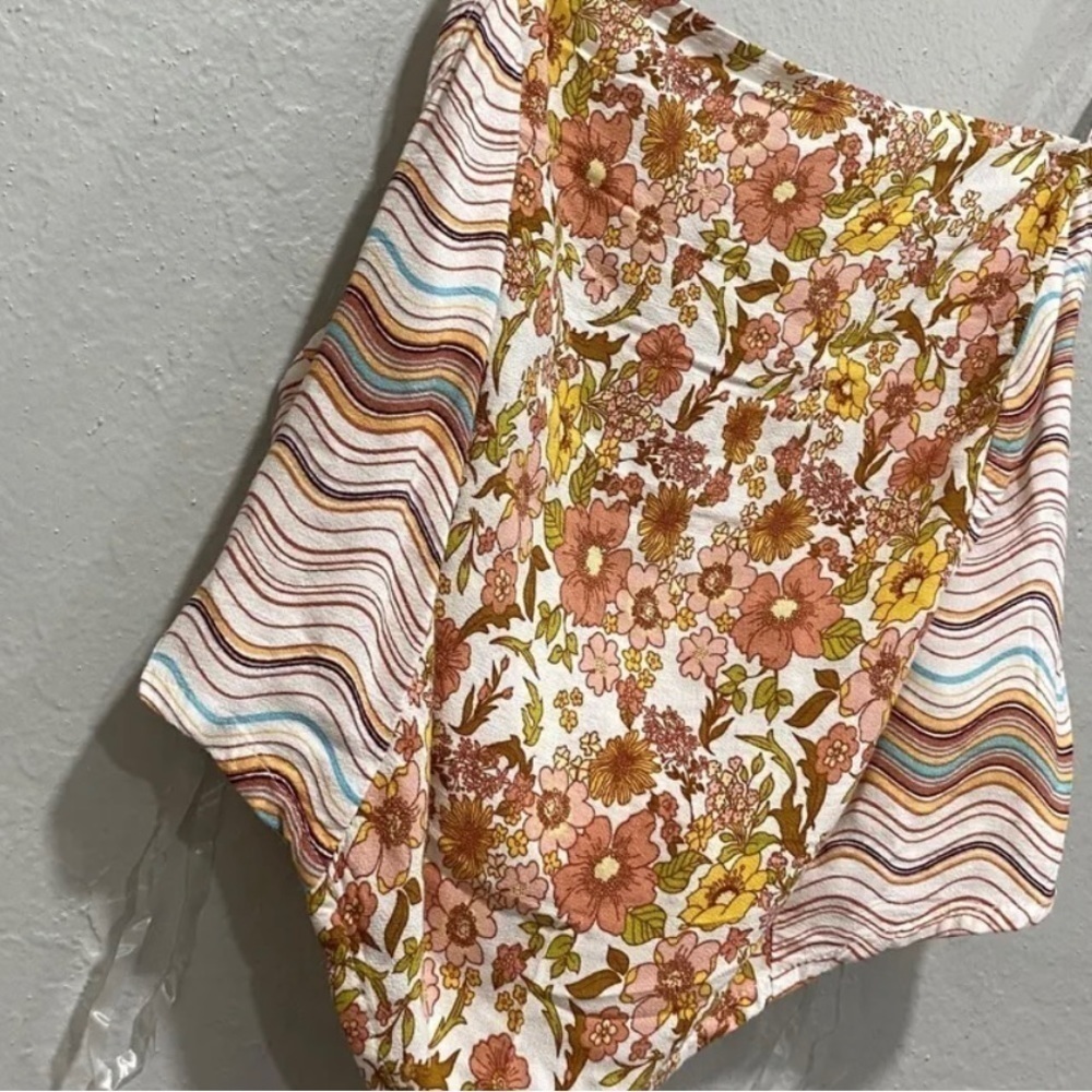 Crop top - Picture 9 of 12